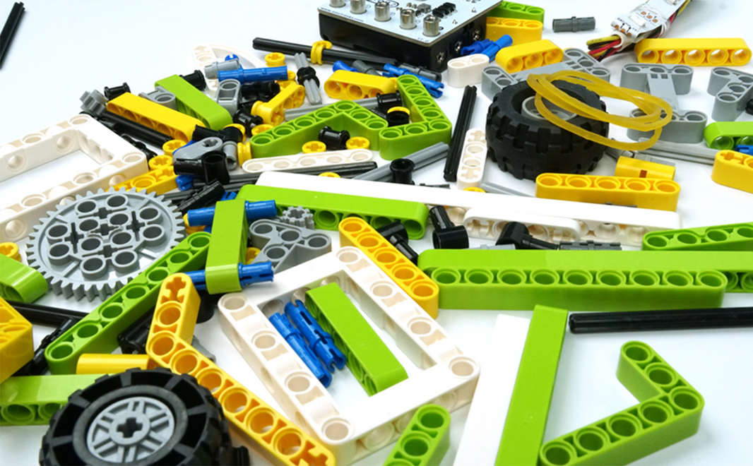 6-in-1 Building Bricks Kit for micro:bit